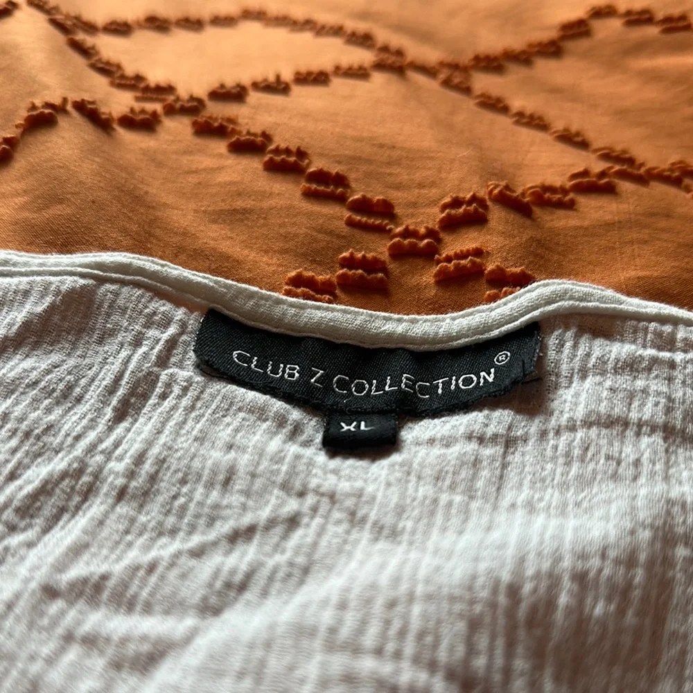 Boho Tunic with Embroidery details, white Beach Coverup - Picture 3 of 11